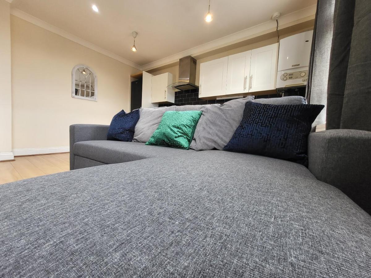 Tooting Bec Central Apartment By London Tube Dış mekan fotoğraf